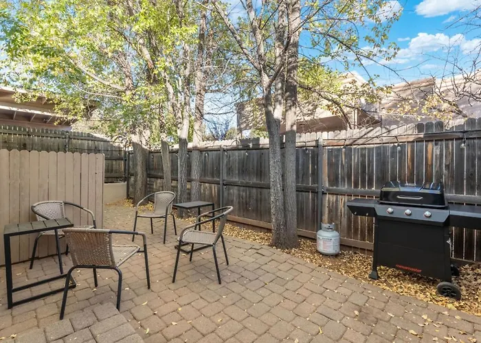 2br Uptown Gem With Ev Charger Holiday home Sedona